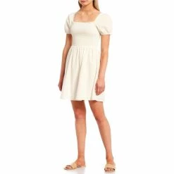 Buy 🧨 Copper Key Textured Puff Sleeve Smocked 👗 Dress Black 🤩